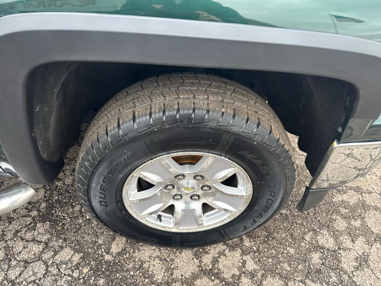 Chevrolet Silverado 1500 4WD Crew Cab 143.5" LT w/1LT 2015