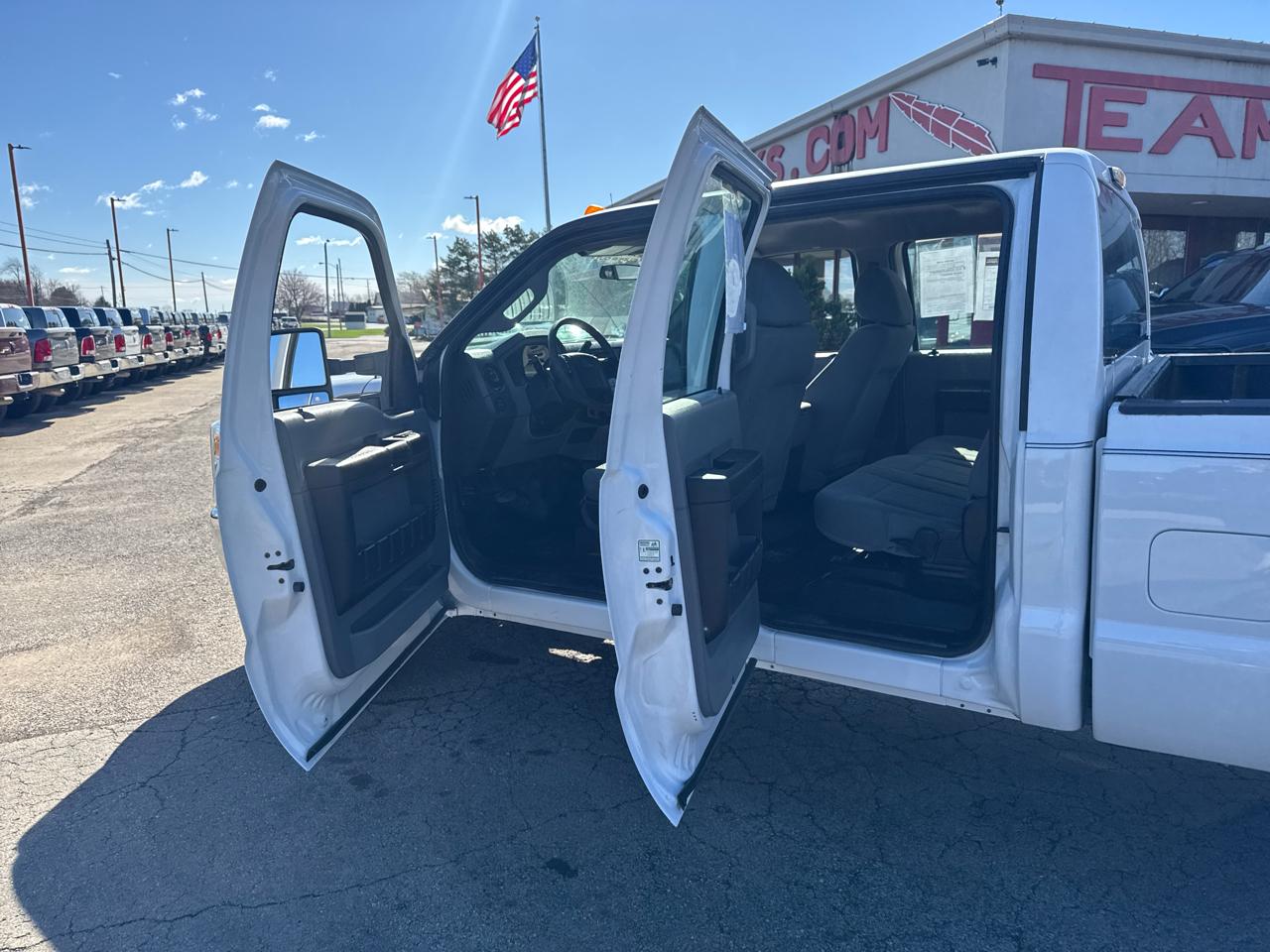 Ford Super Duty F-250 SRW 4WD Crew Cab 156" XLT 2016