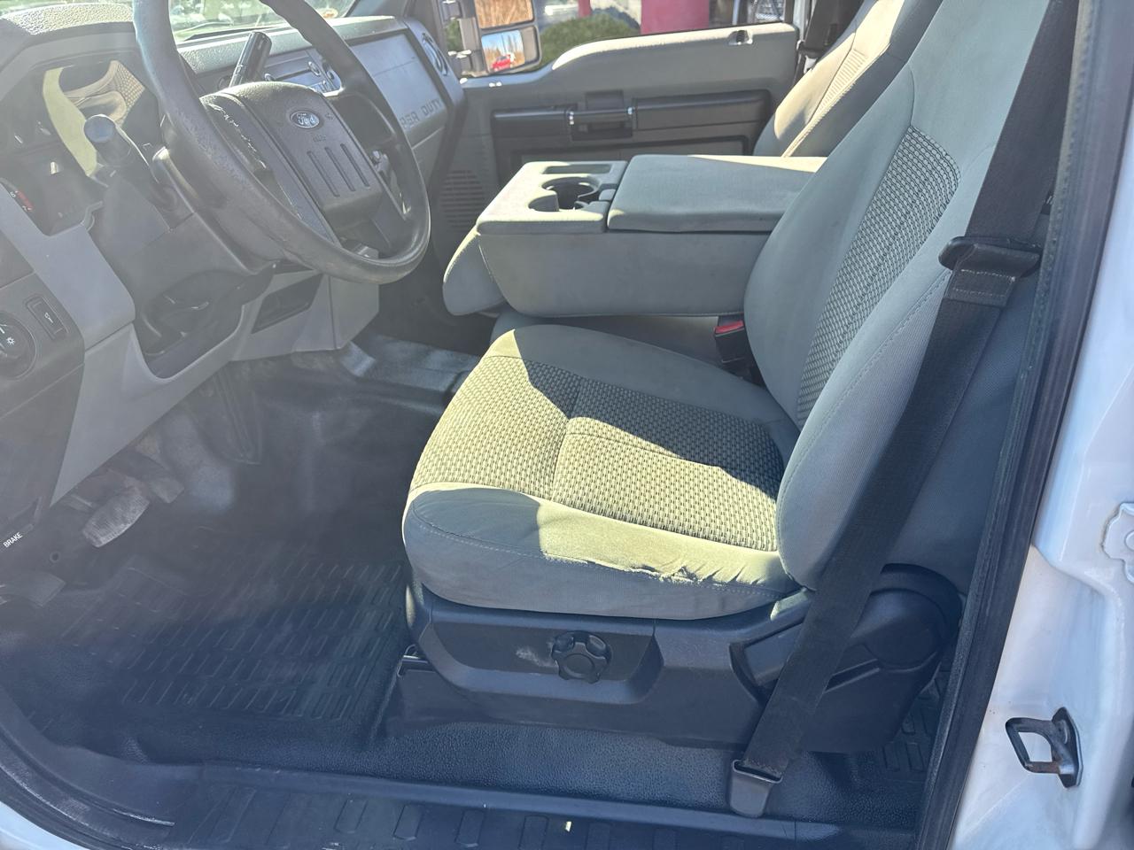 Ford Super Duty F-250 SRW 4WD Crew Cab 156" XLT 2016