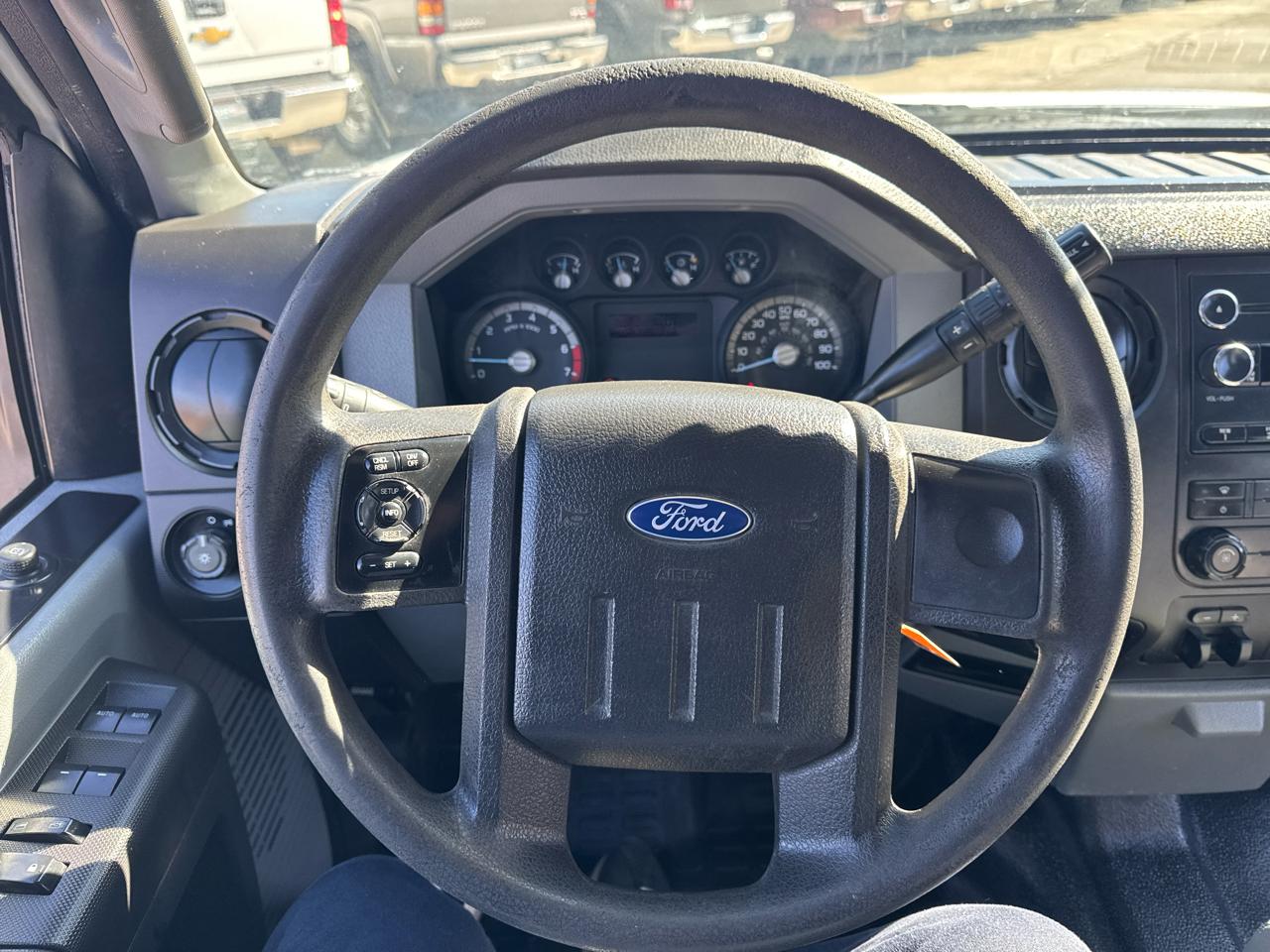 Ford Super Duty F-250 SRW 4WD Crew Cab 156" XLT 2016