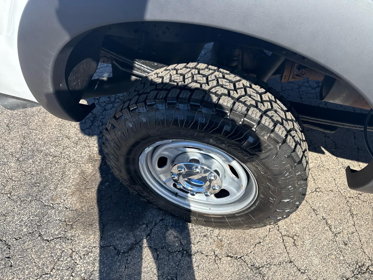 Ford Super Duty F-250 SRW 4WD Crew Cab 156" XLT 2016