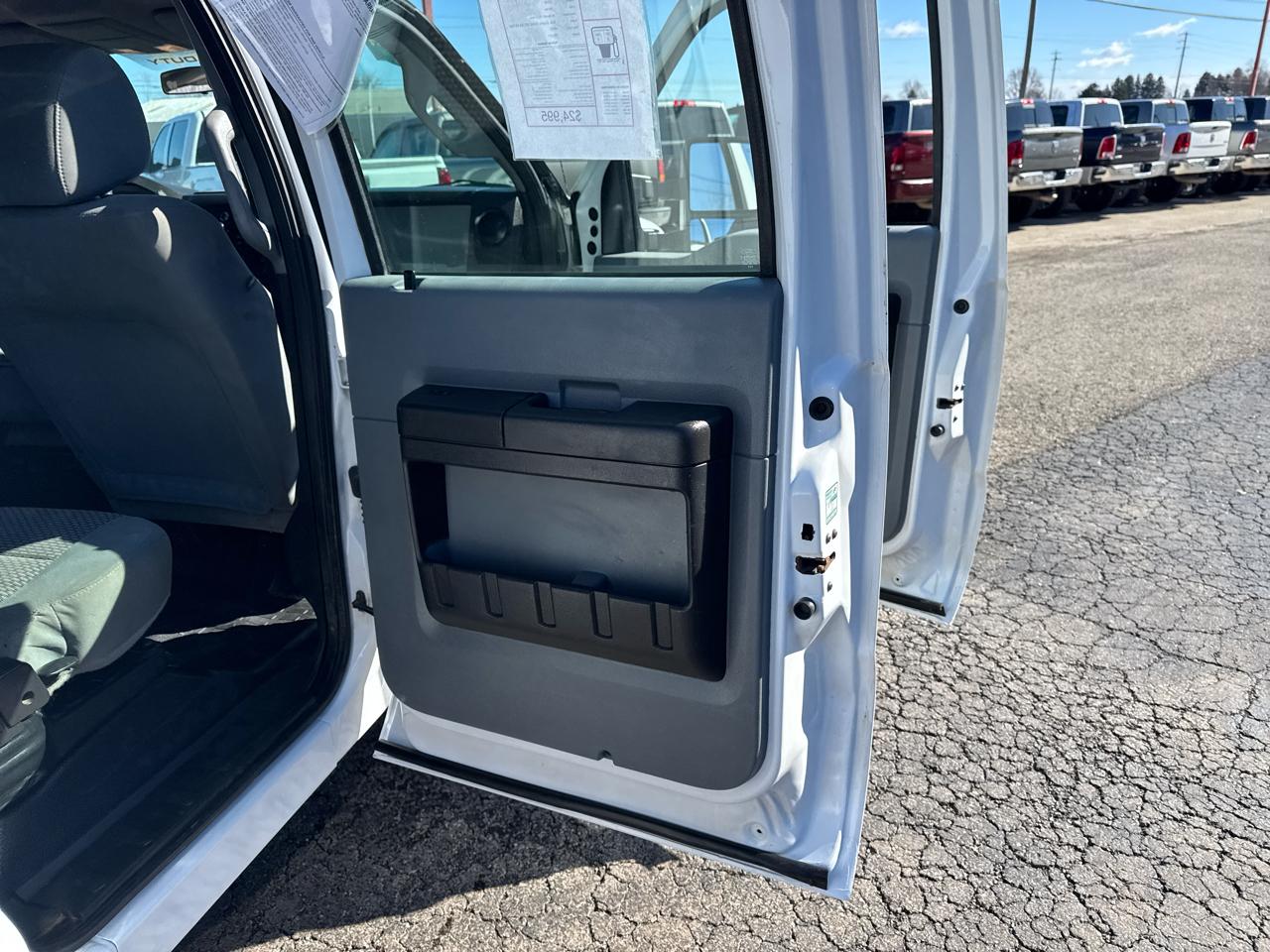 Ford Super Duty F-250 SRW 4WD Crew Cab 156" XLT 2016