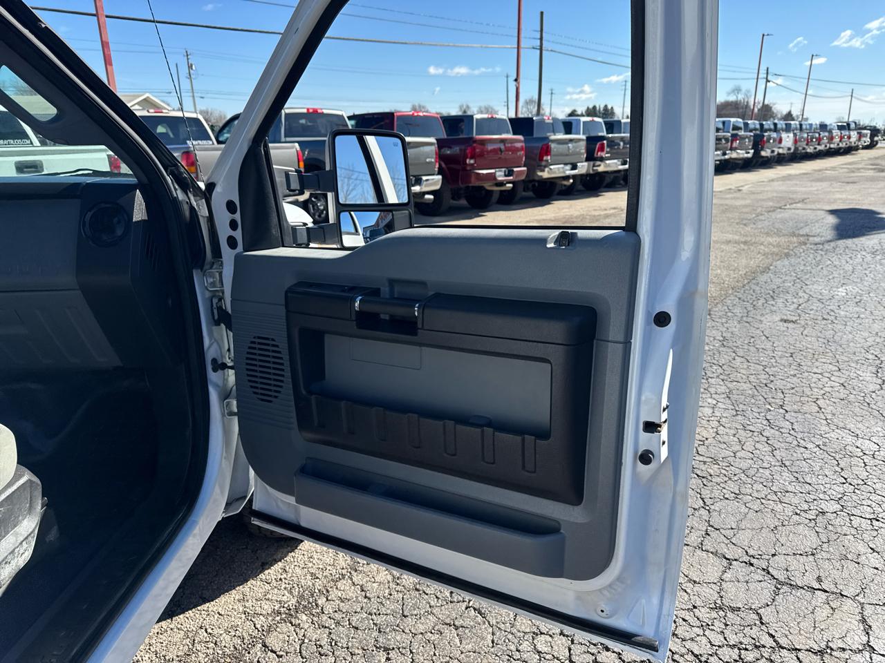 Ford Super Duty F-250 SRW 4WD Crew Cab 156" XLT 2016