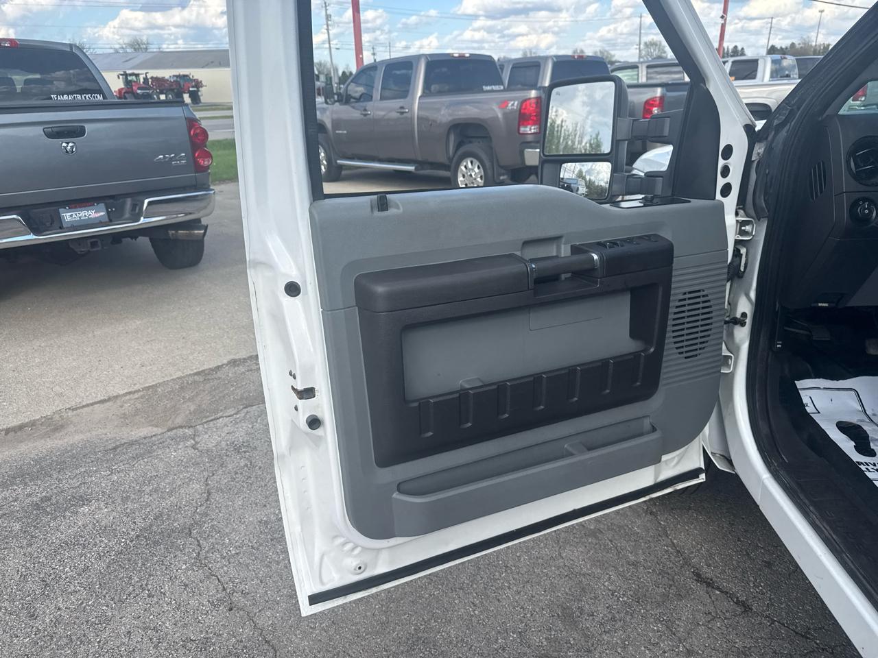 Ford Super Duty F-250 SRW 4WD Crew Cab 156" XLT 2016