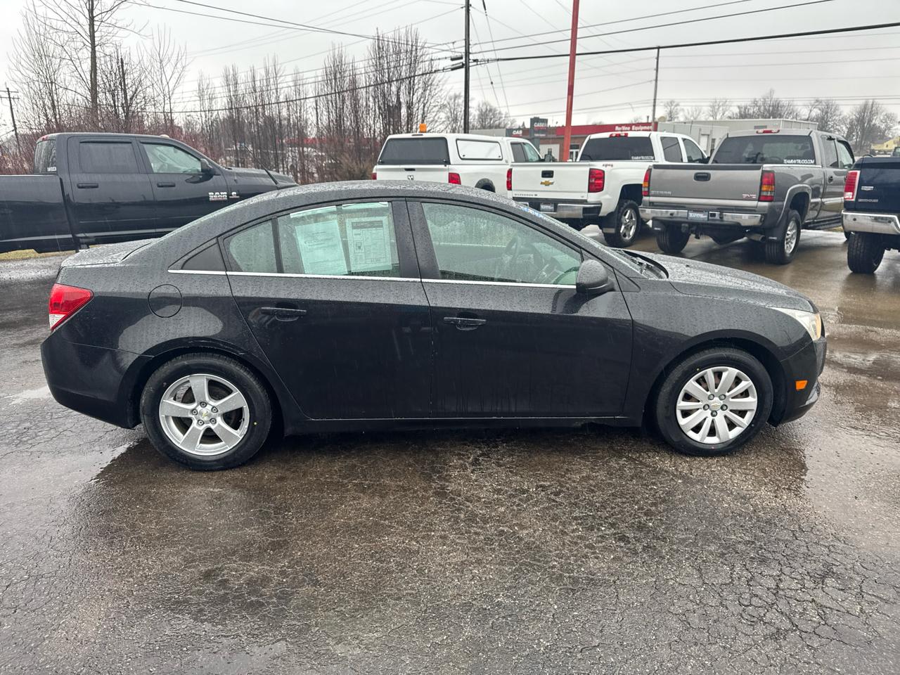 Chevrolet Cruze 4dr Sdn LS 2011