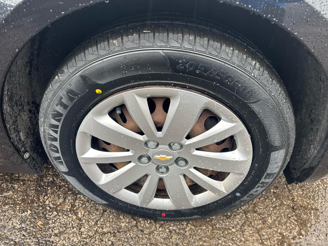 Chevrolet Cruze 4dr Sdn LS 2011