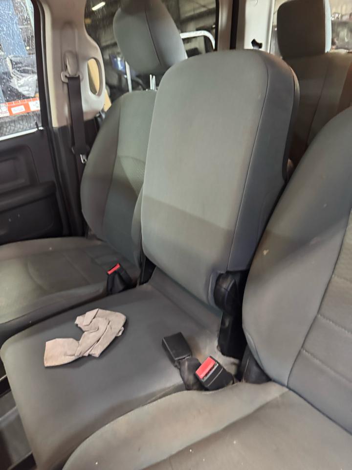 RAM 3500 4WD Crew Cab 169" Tradesman 2015