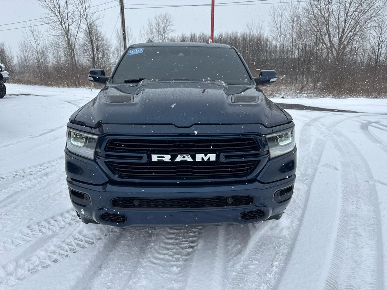 RAM 1500 Laramie 4x4 Crew Cab 5'7" Box 2021