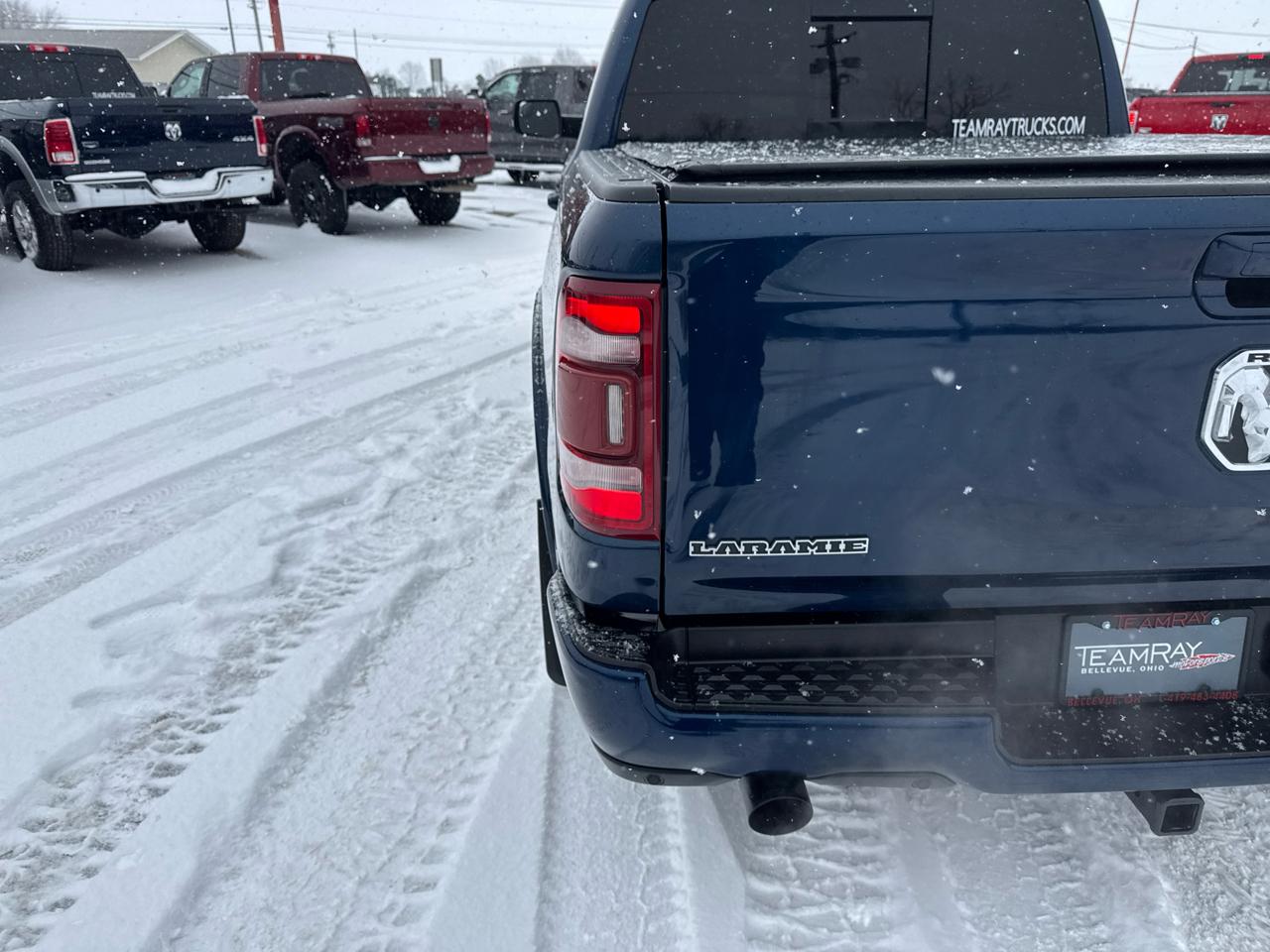 RAM 1500 Laramie 4x4 Crew Cab 5'7" Box 2021