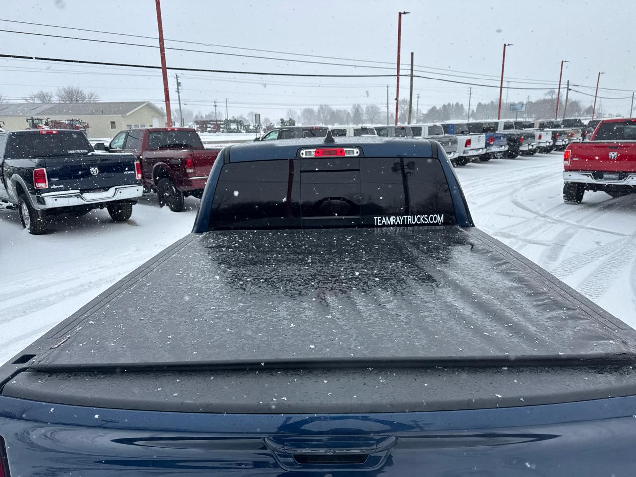 RAM 1500 Laramie 4x4 Crew Cab 5'7" Box 2021