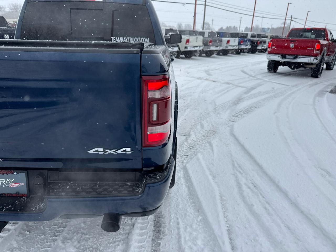 RAM 1500 Laramie 4x4 Crew Cab 5'7" Box 2021