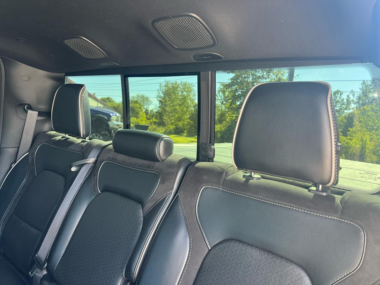 RAM 1500 Laramie 4x4 Crew Cab 5'7" Box 2021