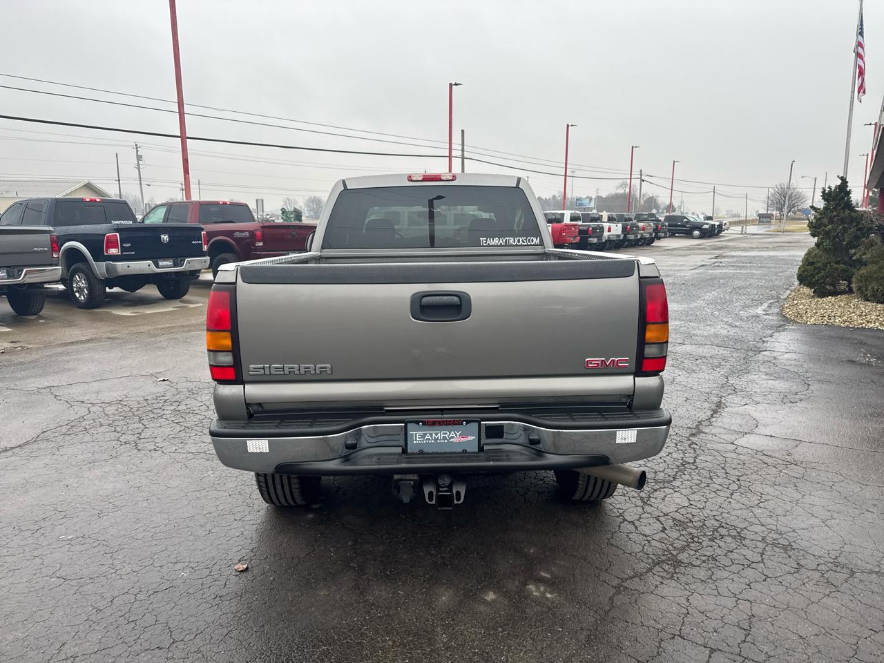 GMC Sierra 2500HD Classic 2WD Crew Cab 153" SLE1 2007