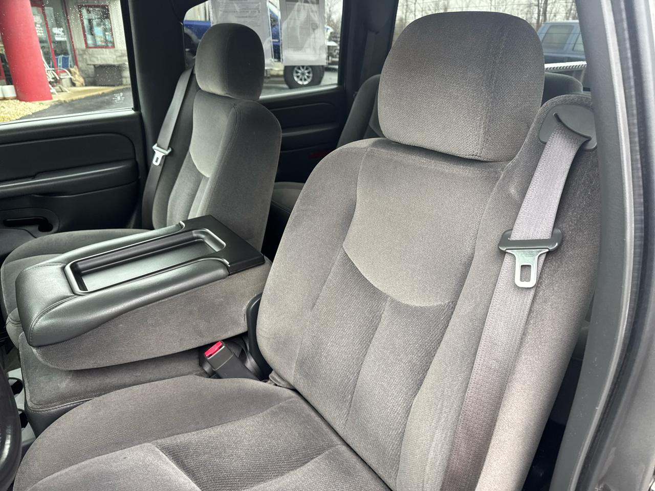 GMC Sierra 2500HD Classic 2WD Crew Cab 153" SLE1 2007