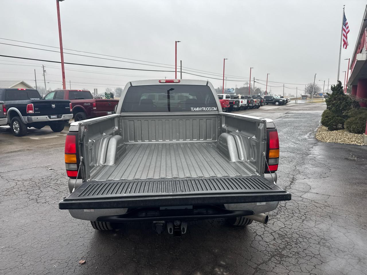 GMC Sierra 2500HD Classic 2WD Crew Cab 153" SLE1 2007