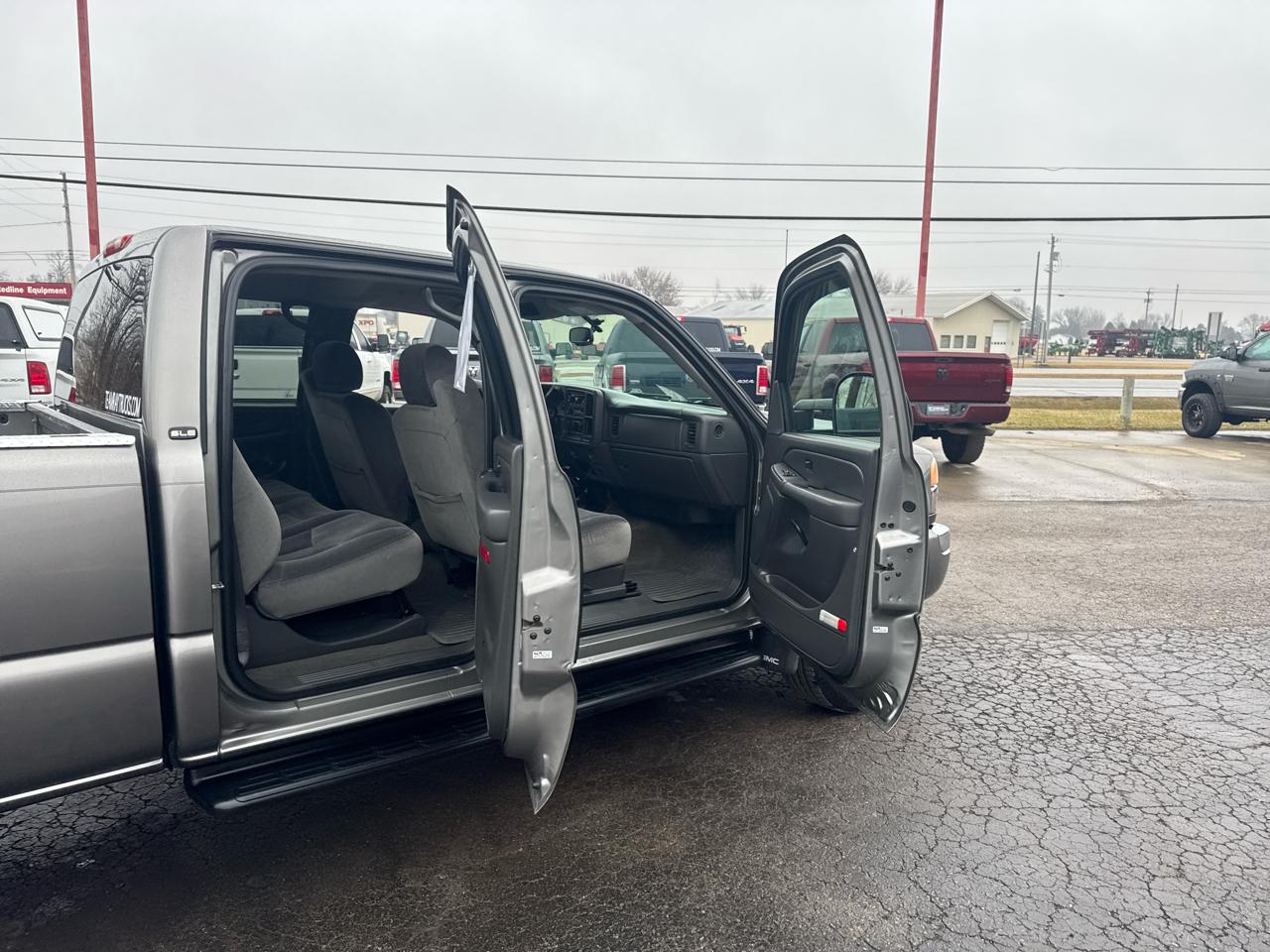 GMC Sierra 2500HD Classic 2WD Crew Cab 153" SLE1 2007