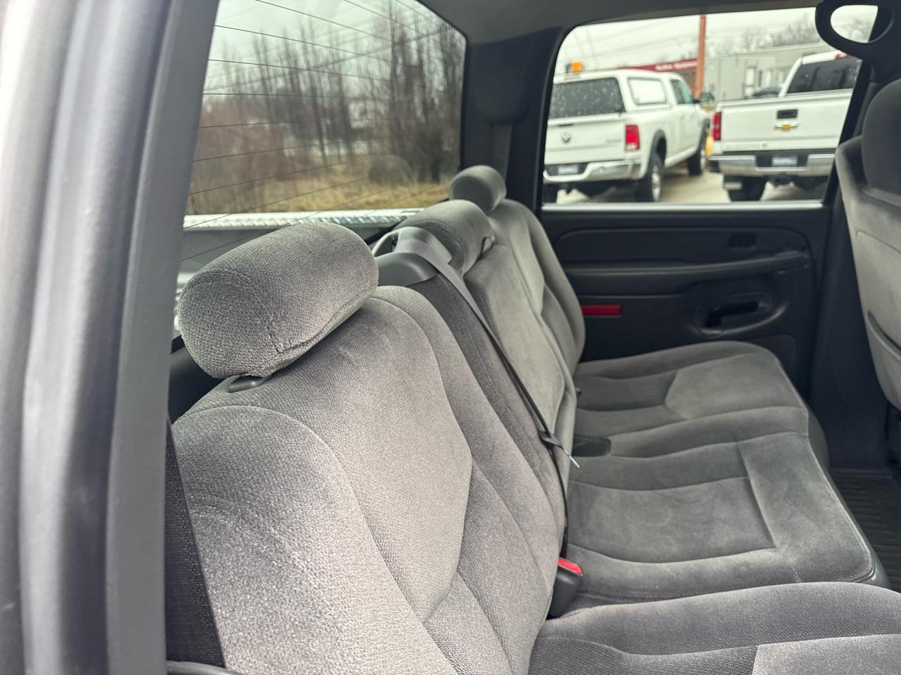 GMC Sierra 2500HD Classic 2WD Crew Cab 153" SLE1 2007