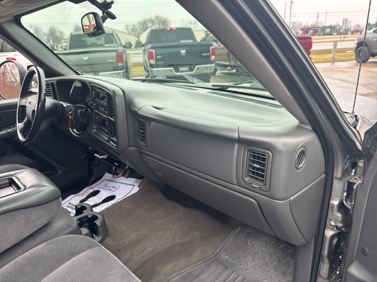 GMC Sierra 2500HD Classic 2WD Crew Cab 153" SLE1 2007