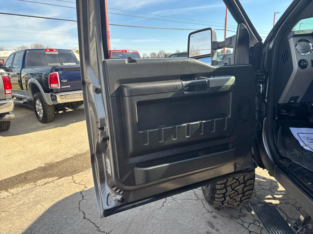 Ford Super Duty F-250 SRW 4WD Crew Cab 156" Lariat 2013