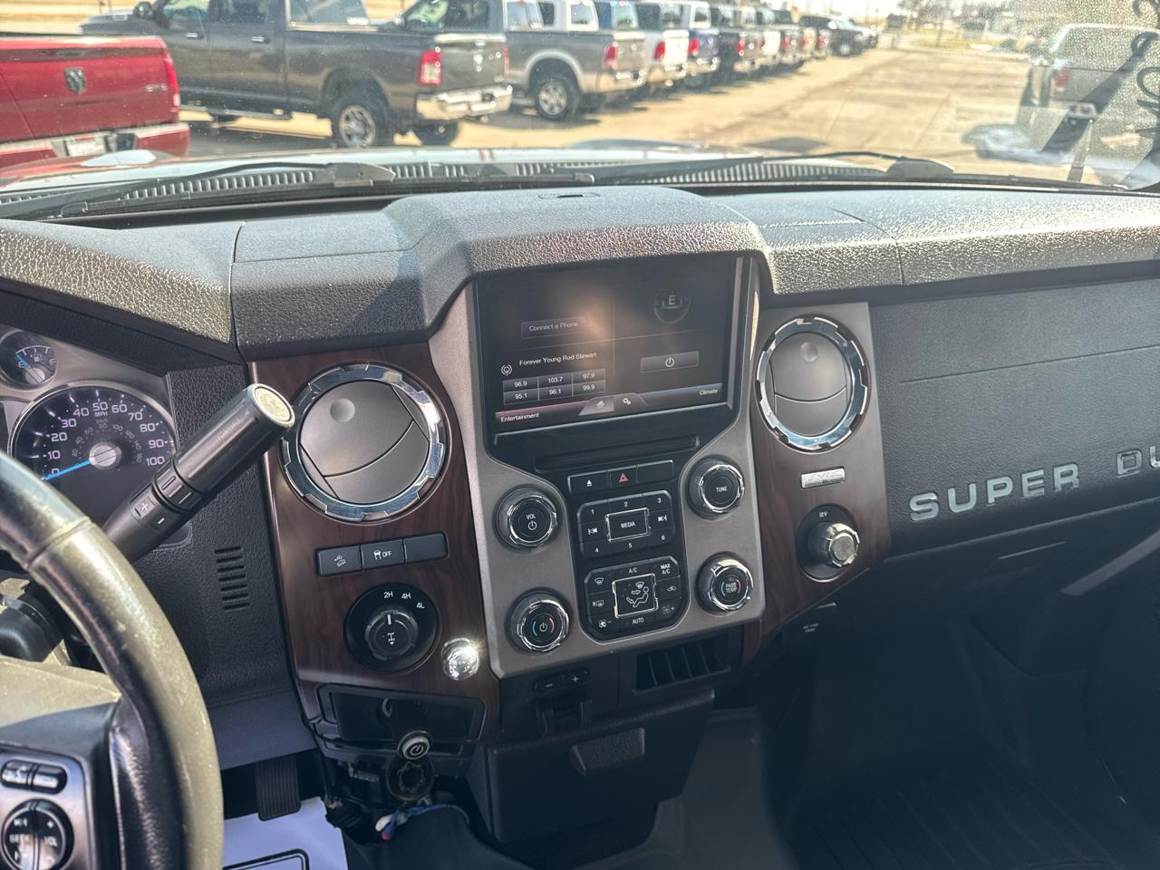 Ford Super Duty F-250 SRW 4WD Crew Cab 156" Lariat 2013