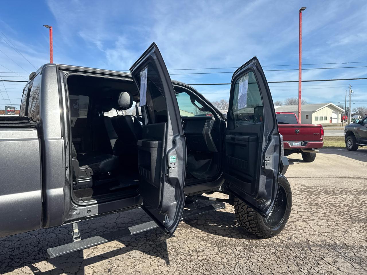 Ford Super Duty F-250 SRW 4WD Crew Cab 156" Lariat 2013