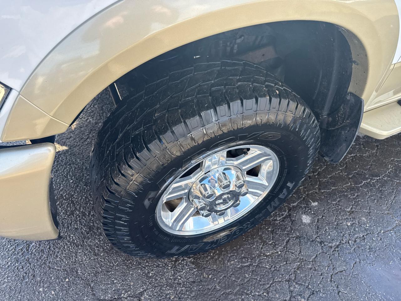 RAM 2500 4WD Mega Cab 160.5" Laramie Longhorn 2012