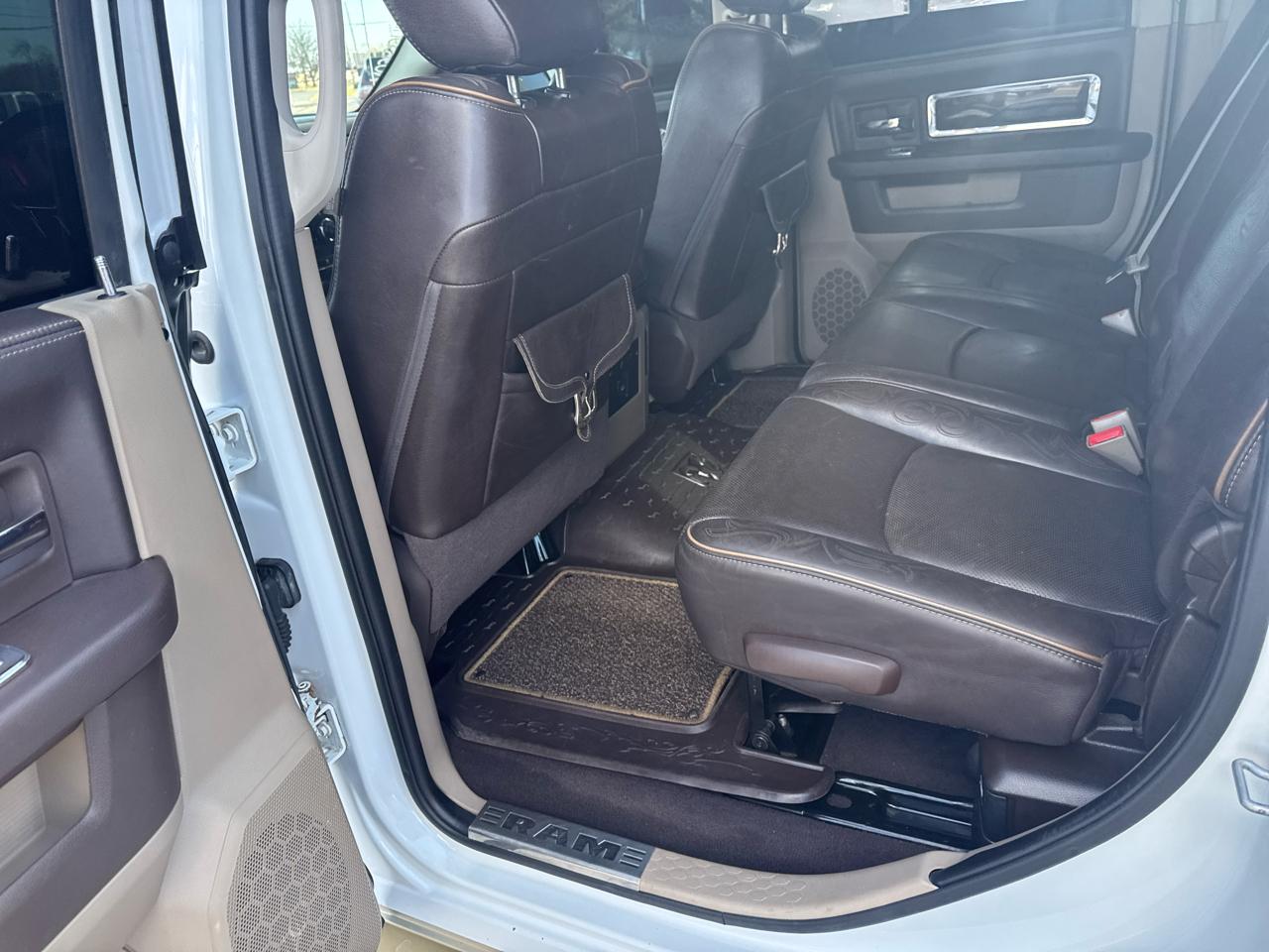 RAM 2500 4WD Mega Cab 160.5" Laramie Longhorn 2012