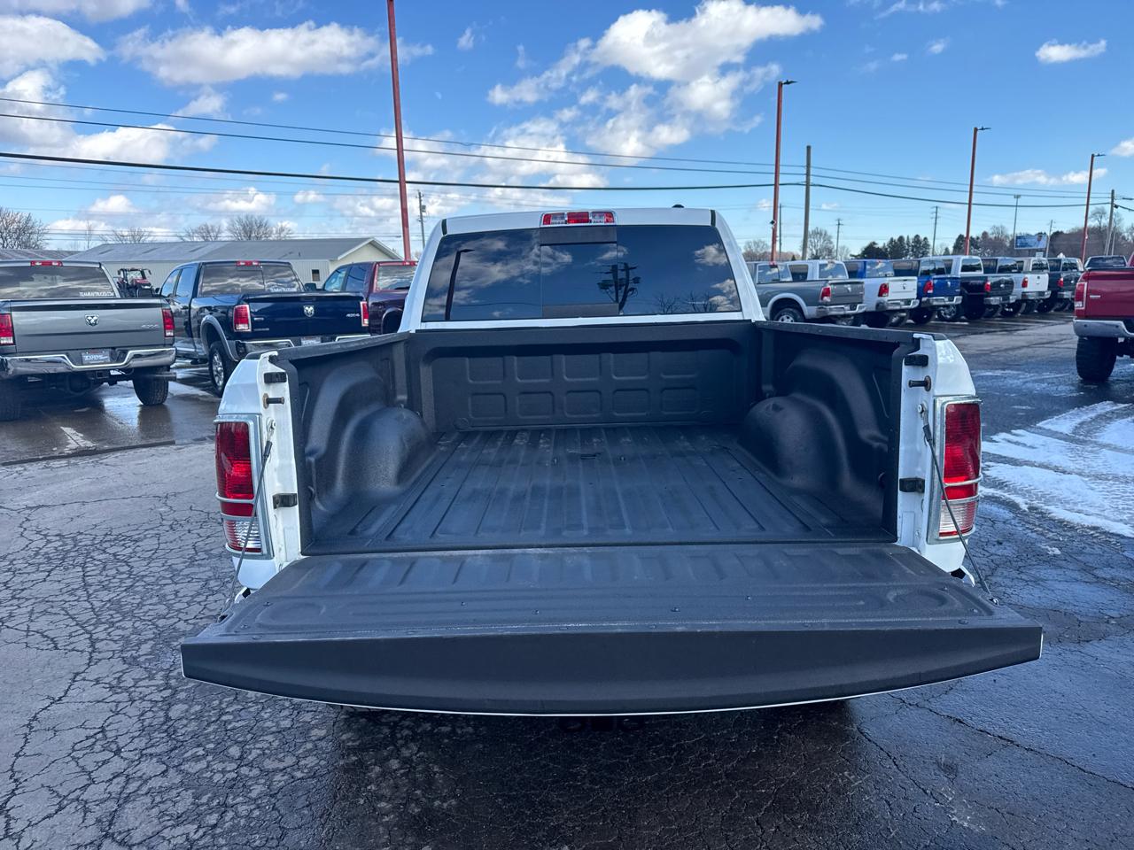 RAM 2500 4WD Mega Cab 160.5" Laramie Longhorn 2012