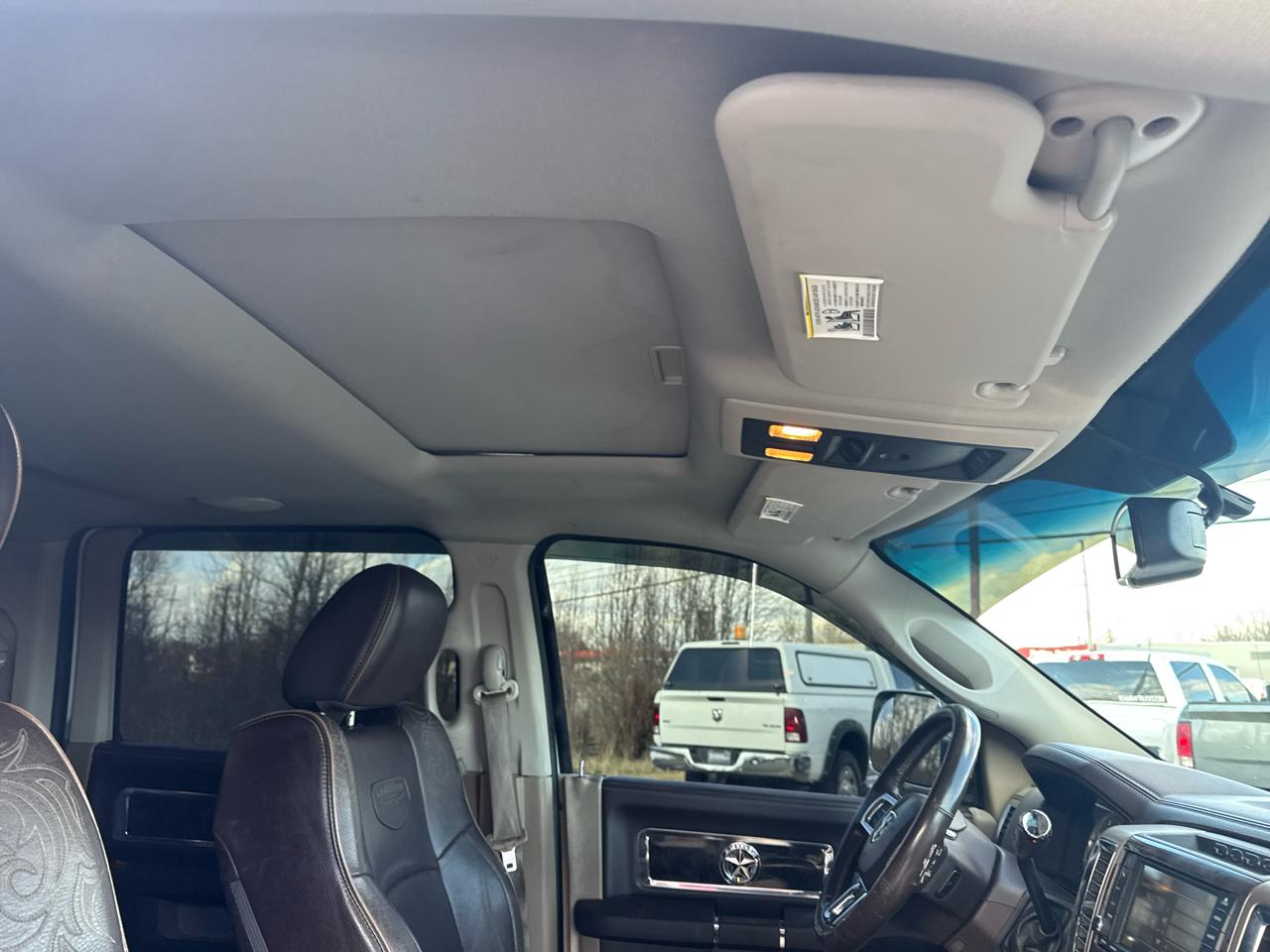 RAM 2500 4WD Mega Cab 160.5" Laramie Longhorn 2012