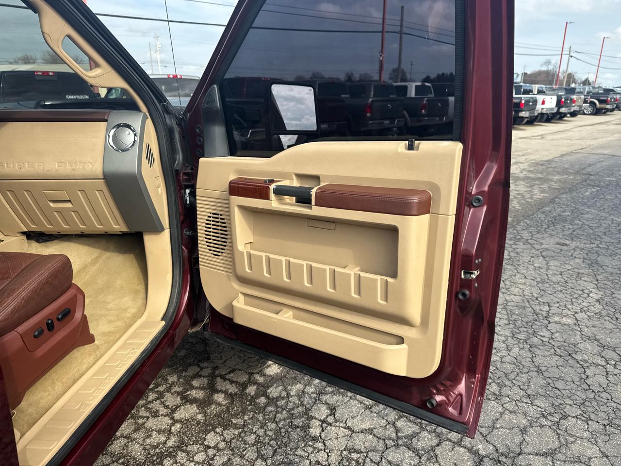 Ford Super Duty F-350 SRW 4WD Crew Cab 172" King Ranch 2012