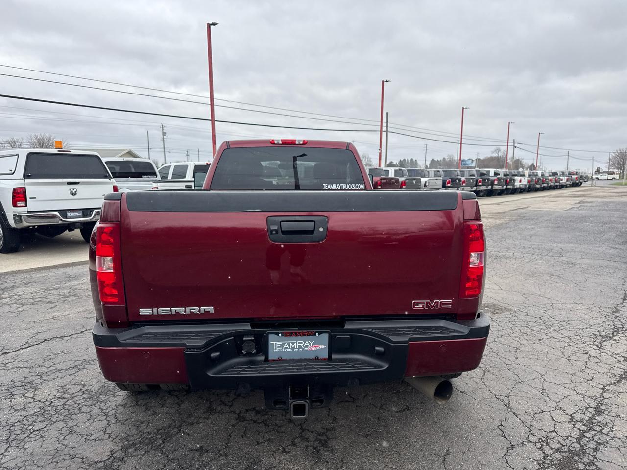 GMC Sierra 3500HD 4WD Crew Cab 167.7" Denali 2013