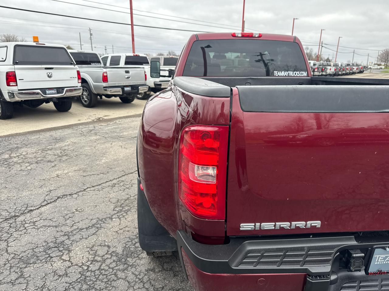 GMC Sierra 3500HD 4WD Crew Cab 167.7" Denali 2013