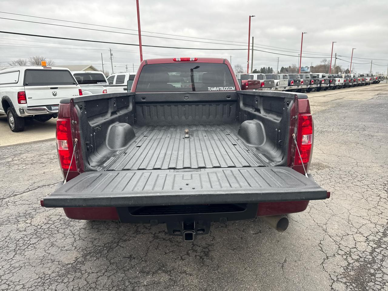 GMC Sierra 3500HD 4WD Crew Cab 167.7" Denali 2013