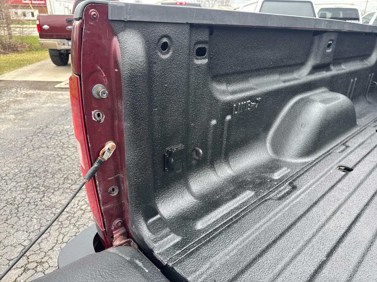 GMC Sierra 3500HD 4WD Crew Cab 167.7" Denali 2013