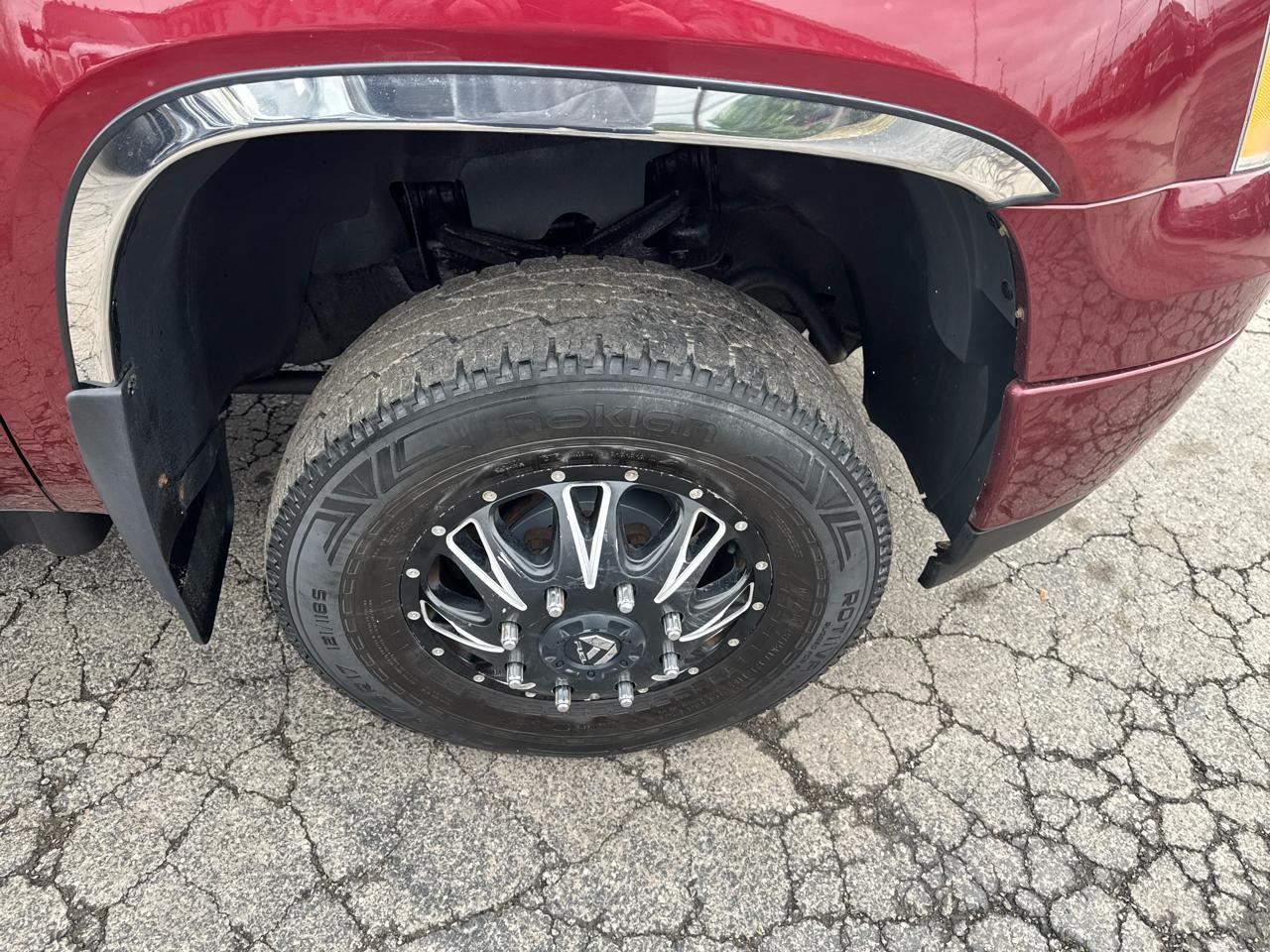 GMC Sierra 3500HD 4WD Crew Cab 167.7" Denali 2013