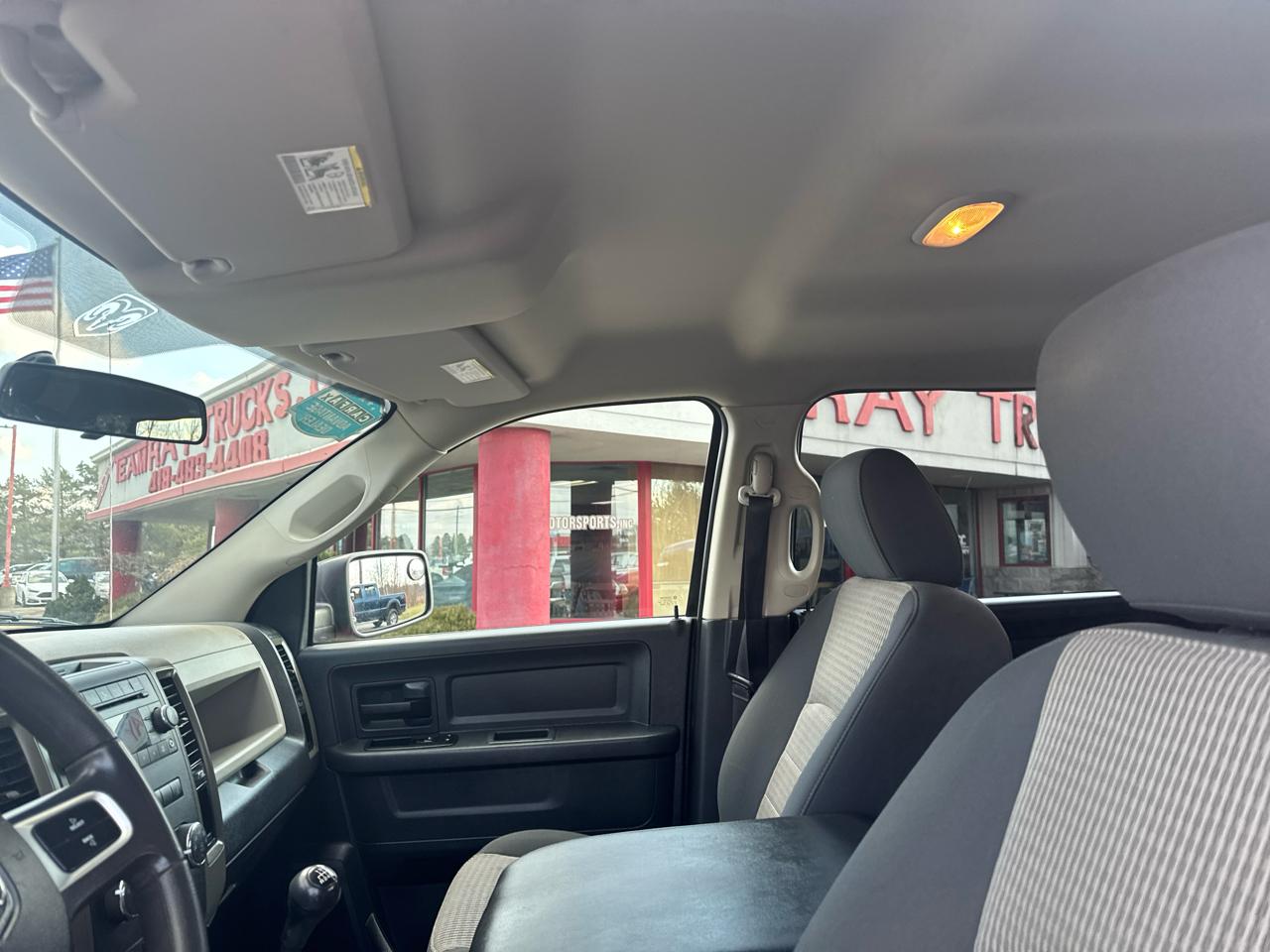 RAM 2500 4WD Crew Cab 149" ST 2011