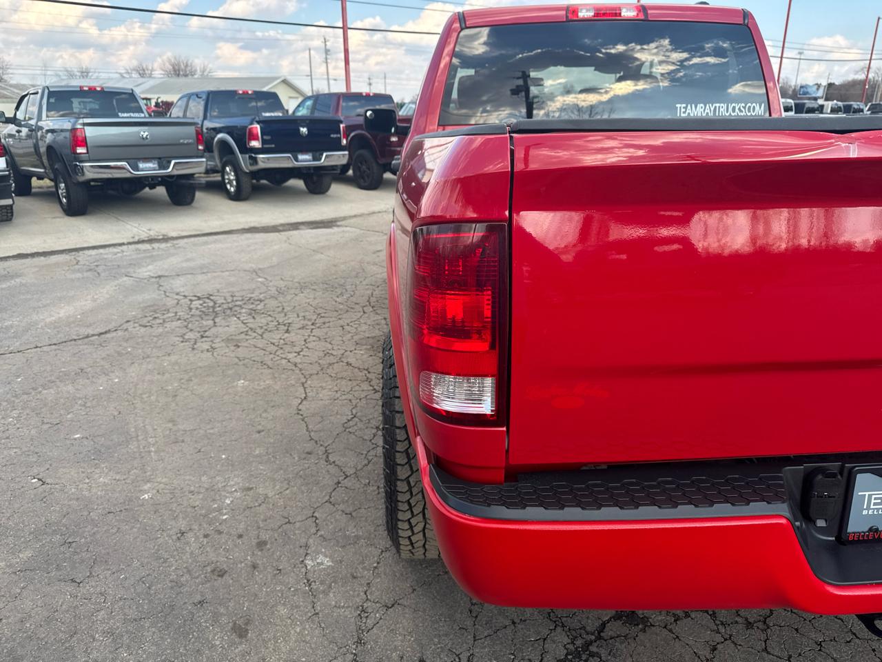 RAM 2500 4WD Crew Cab 149" ST 2011