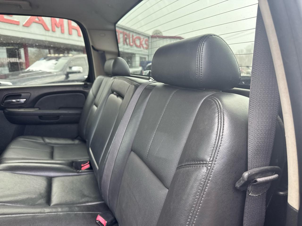 Chevrolet Silverado 2500HD 4WD Crew Cab 153.7" LTZ 2013