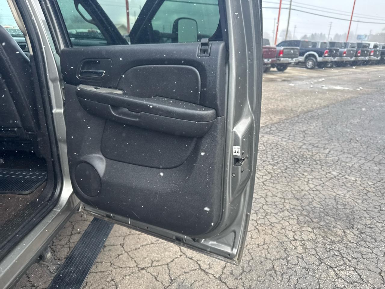 Chevrolet Silverado 2500HD 4WD Crew Cab 153.7" LTZ 2013