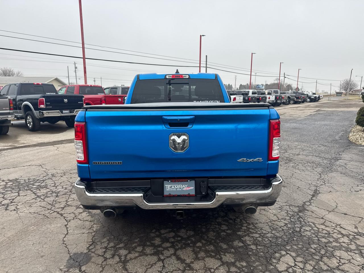 RAM 1500 Big Horn 4x4 Quad Cab 6'4" Box 2021