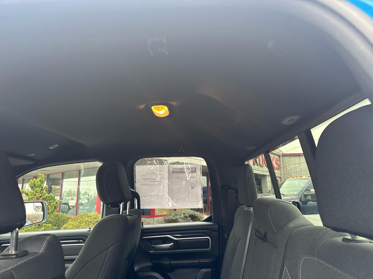 RAM 1500 Big Horn 4x4 Quad Cab 6'4" Box 2021