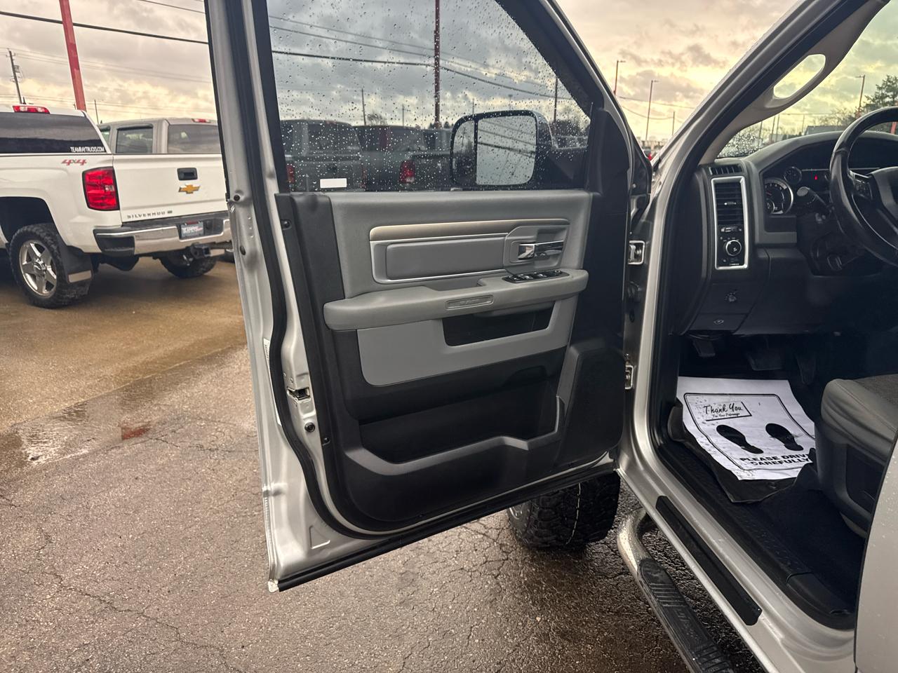 RAM 2500 4WD Crew Cab 149" Outdoorsman 2014