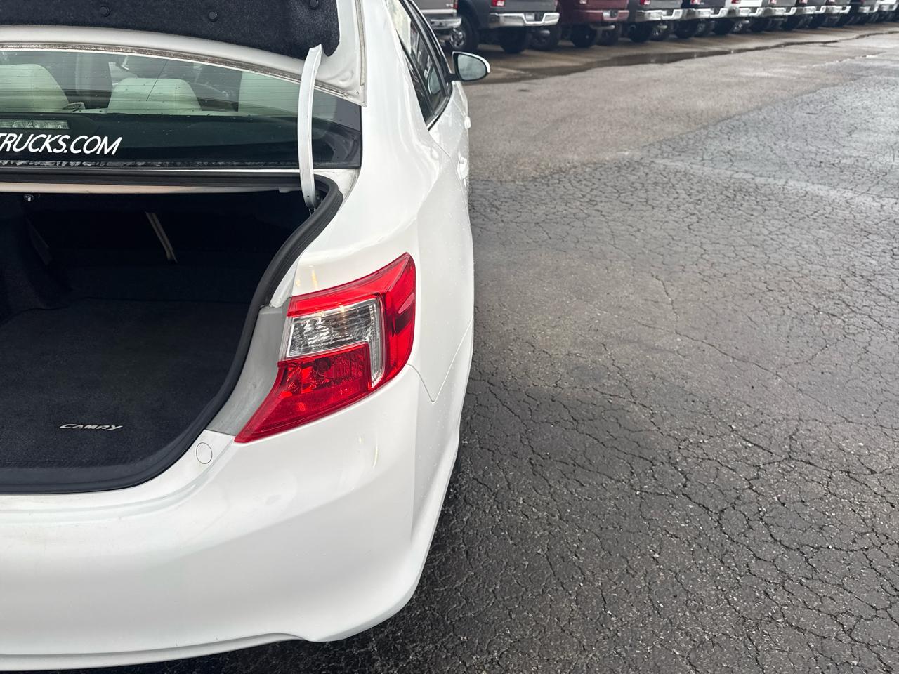 Toyota Camry 4dr Sdn I4 Auto SE Sport Limited Edition (Natl) 2012