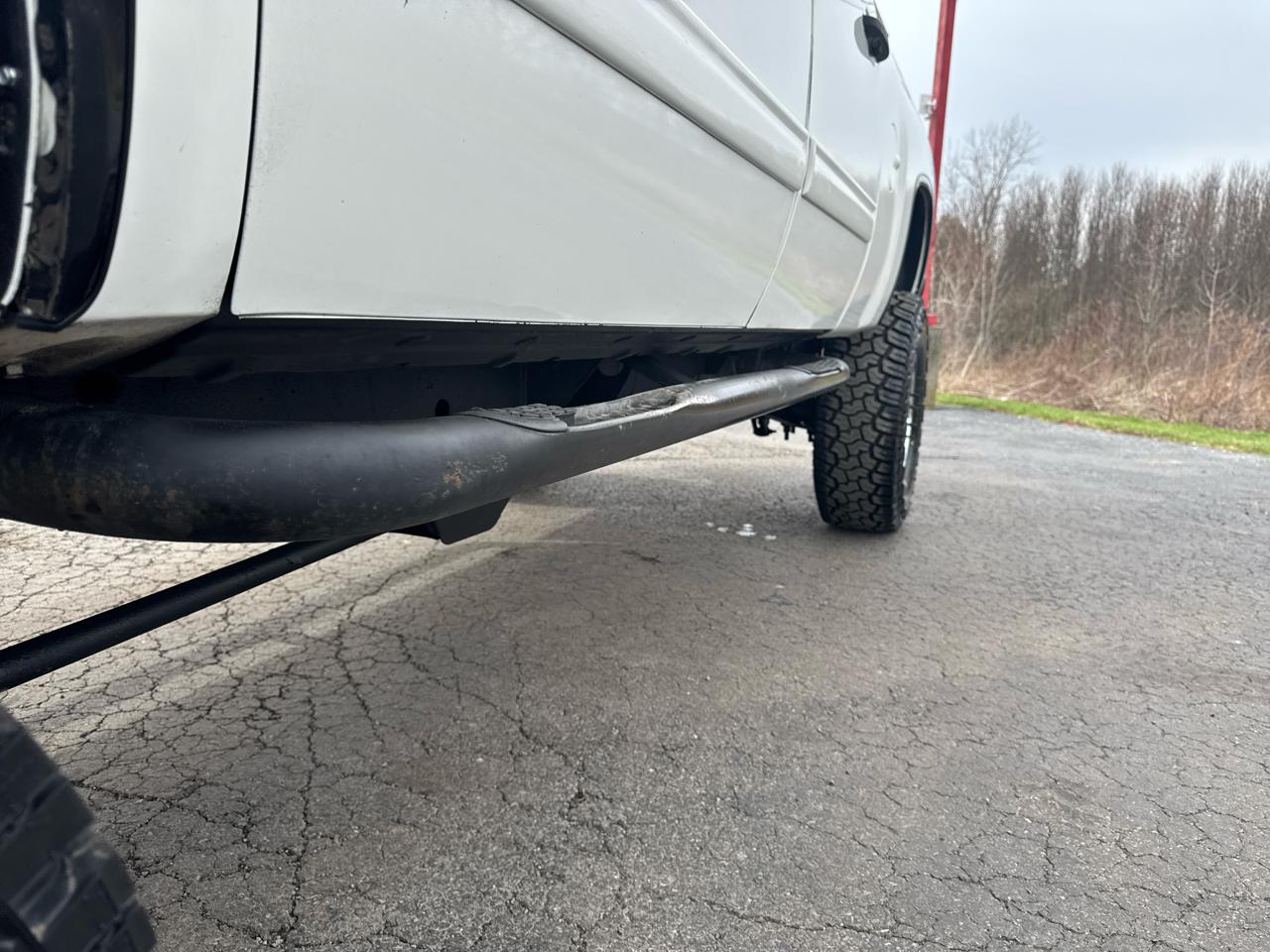 Chevrolet Silverado 2500HD 4WD Crew Cab 153.7" LT 2011