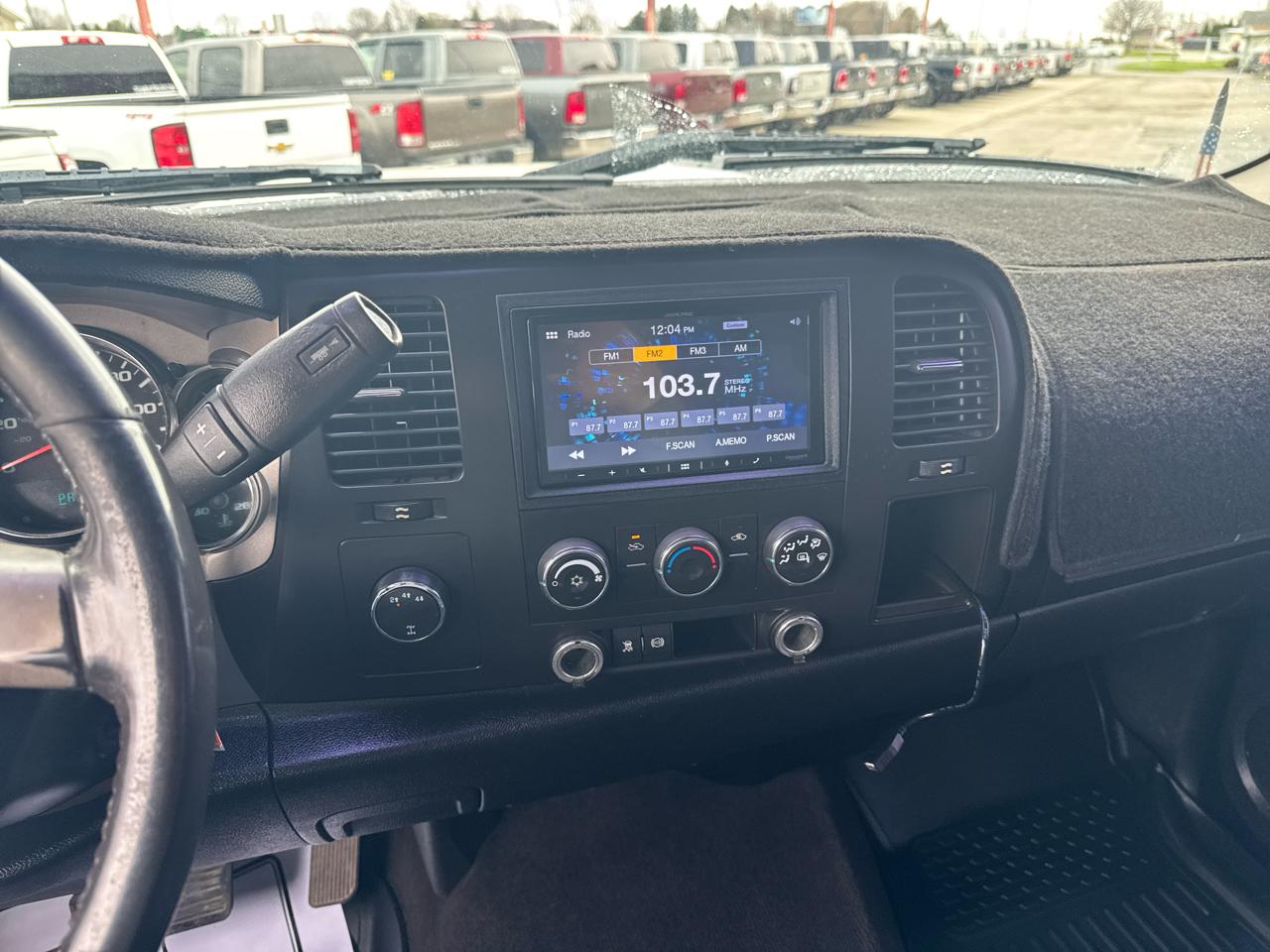 Chevrolet Silverado 2500HD 4WD Crew Cab 153.7" LT 2011