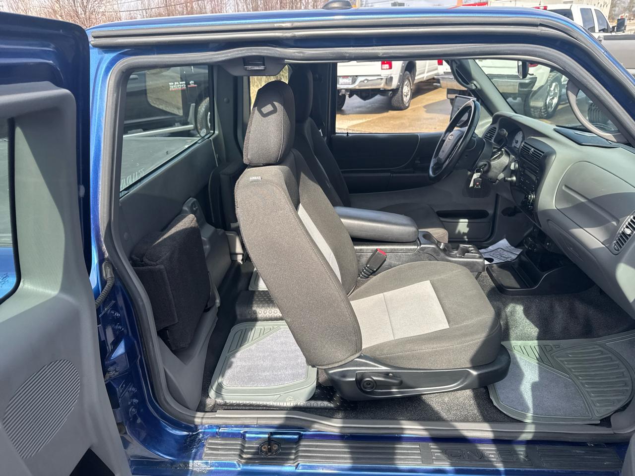 Ford Ranger 4WD 4dr SuperCab 126" Sport 2011