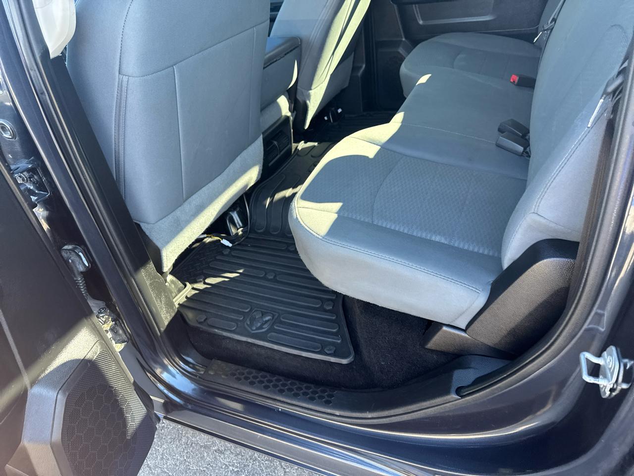 RAM 1500 4WD Crew Cab 149" Tradesman 2016