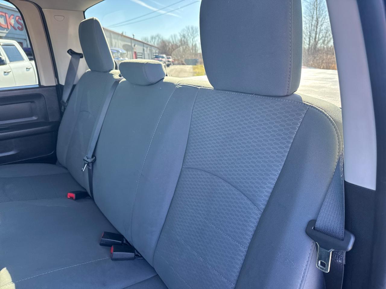 RAM 1500 4WD Crew Cab 149" Tradesman 2016