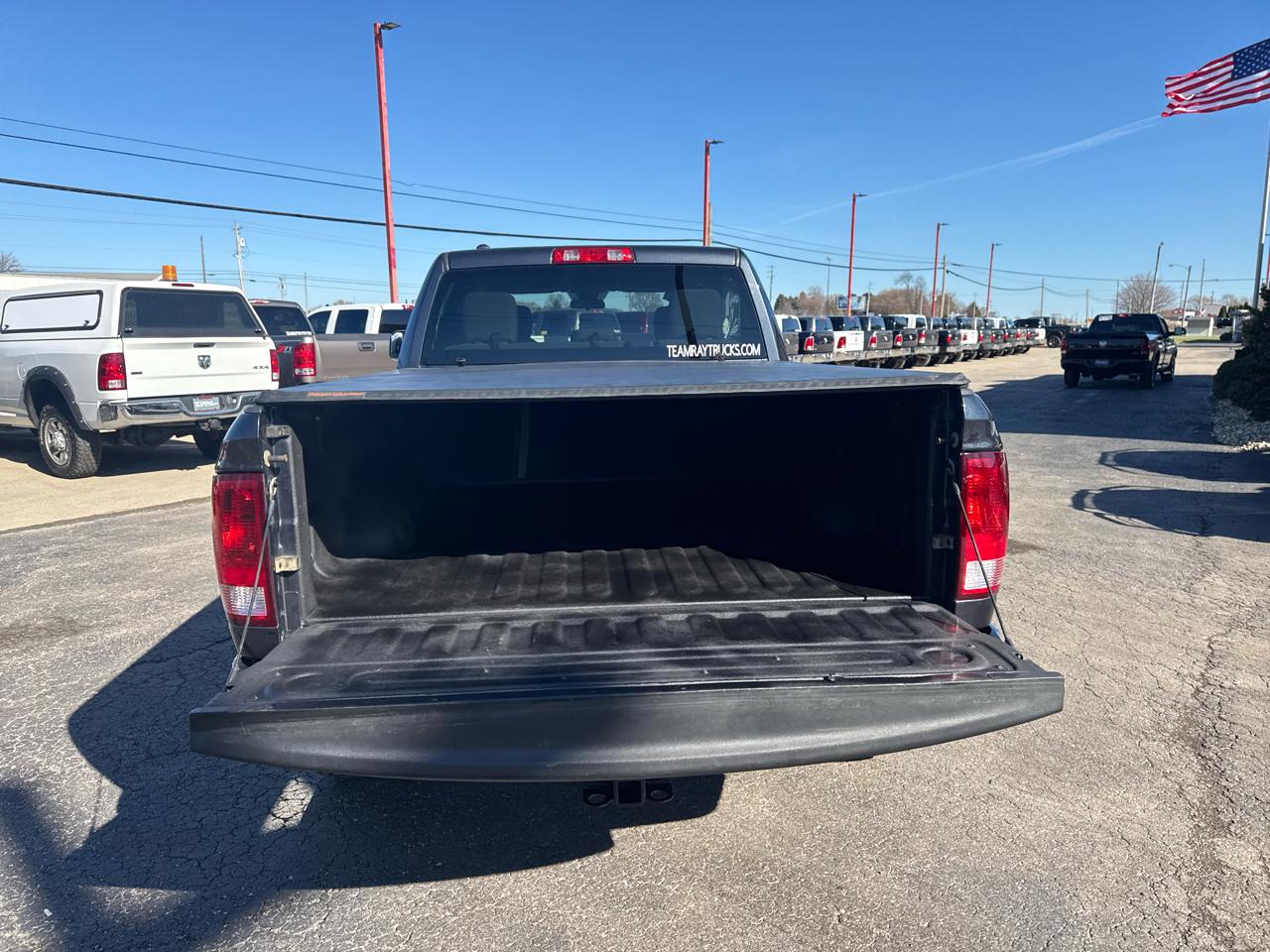 RAM 1500 4WD Crew Cab 149" Tradesman 2016