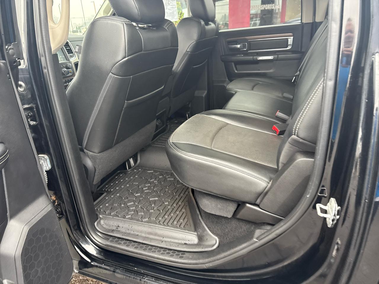 RAM 2500 4WD Crew Cab 149" Laramie 2013